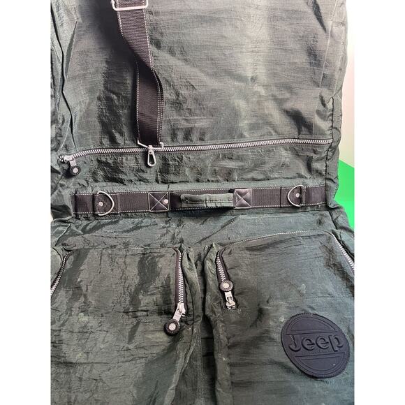 Jeep Brand Garment Bag Luggage Green 24” Folding Hanging Strap Unique - Picture 5 of 10
